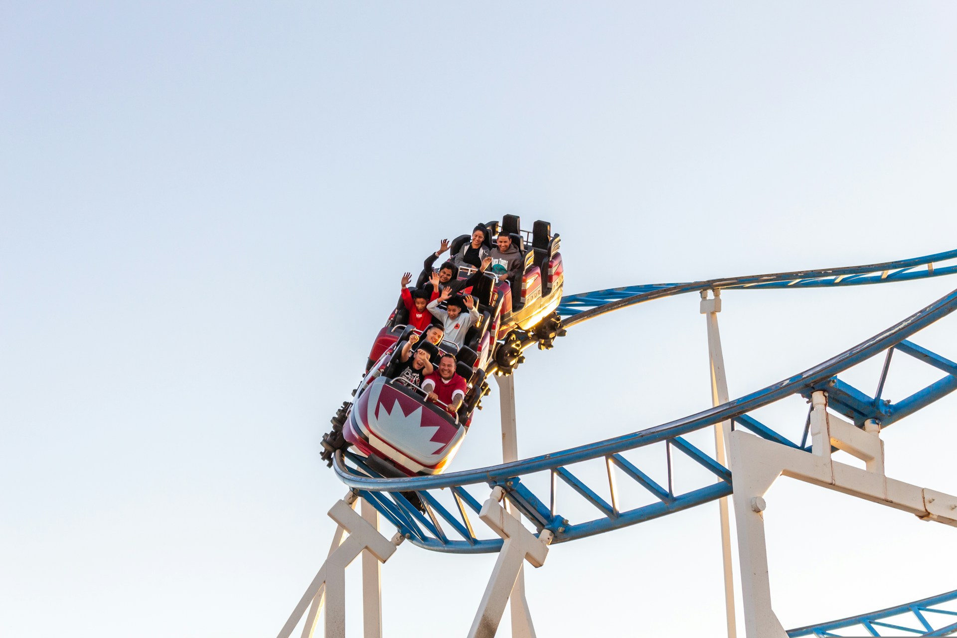 how roller coasters trick the brain
